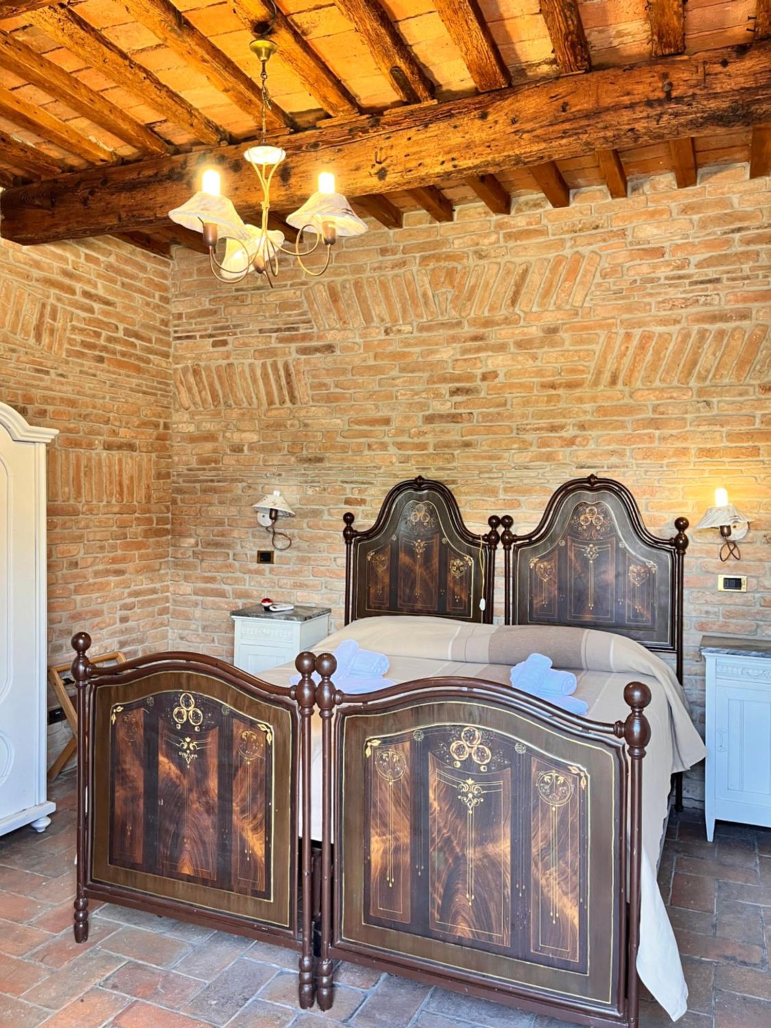Hotel Corte Arcangeli 3*